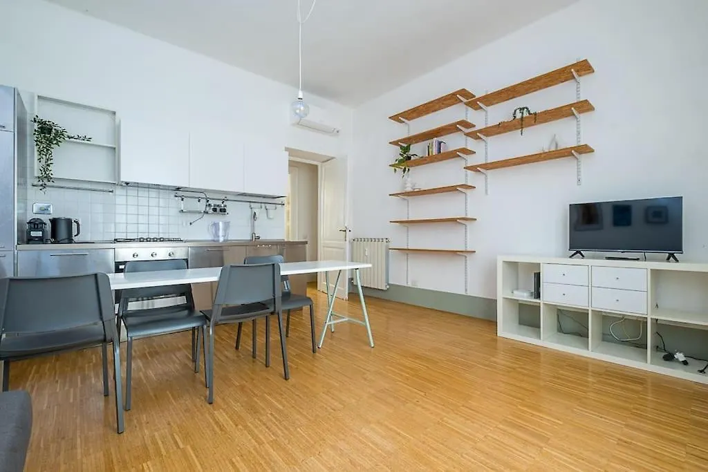 Ht La Spezia Bilo Apartment Rome Italy